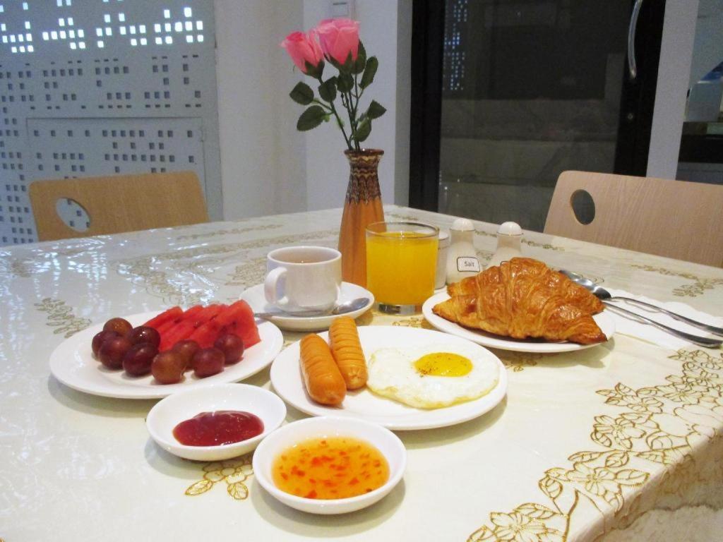 Holiday Season Motel Yangon Bagian luar foto