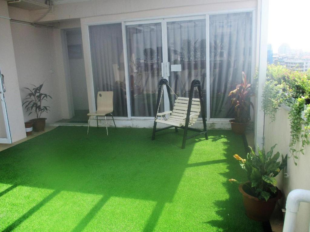 Holiday Season Motel Yangon Bagian luar foto