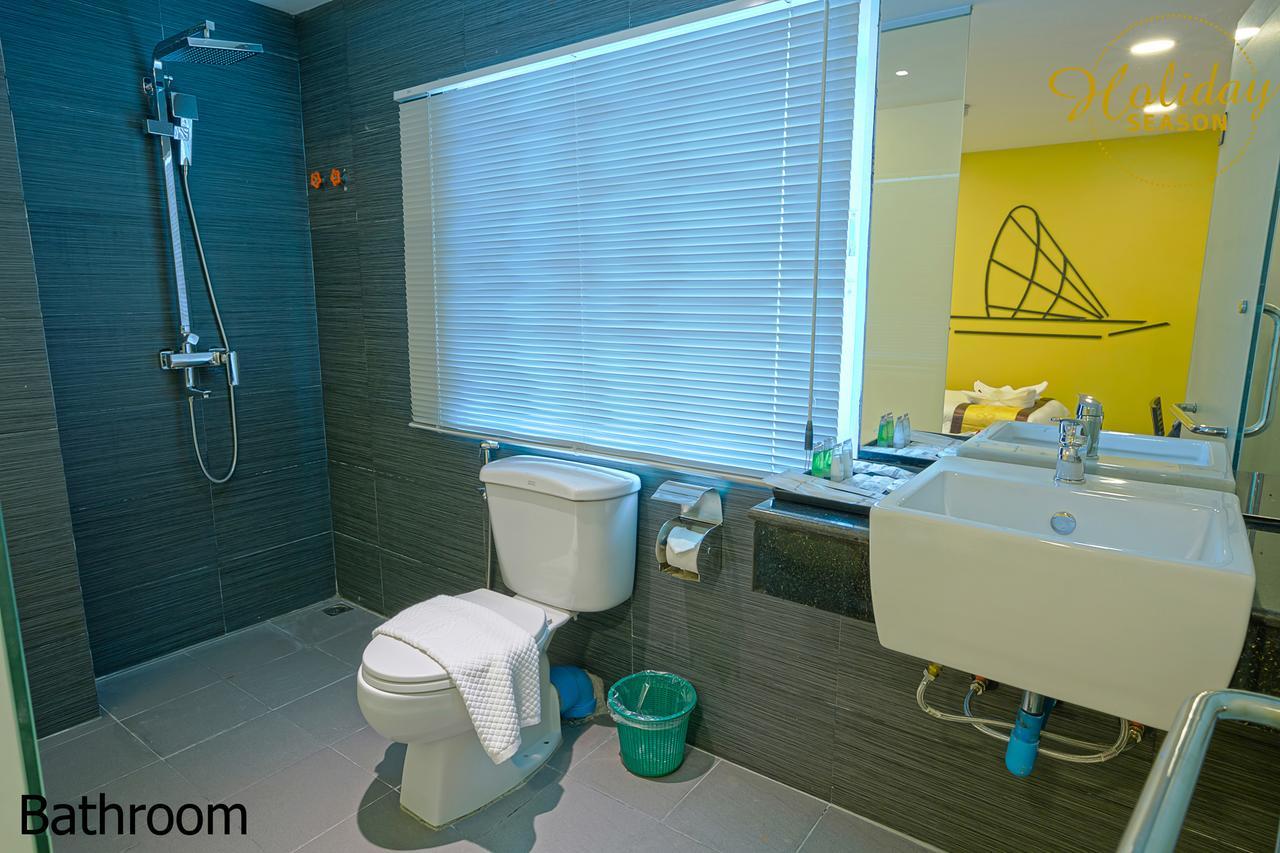 Holiday Season Motel Yangon Bagian luar foto
