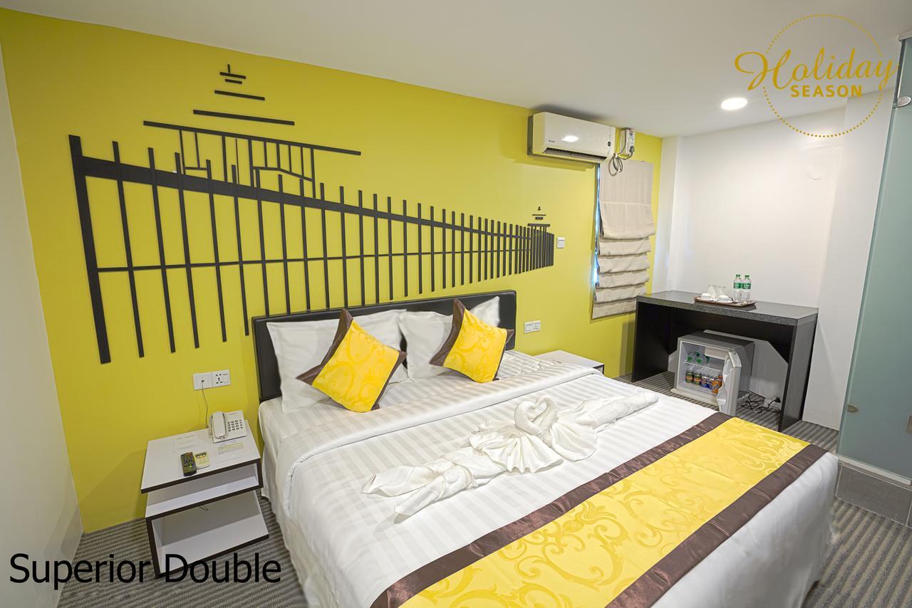 Holiday Season Motel Yangon Bagian luar foto