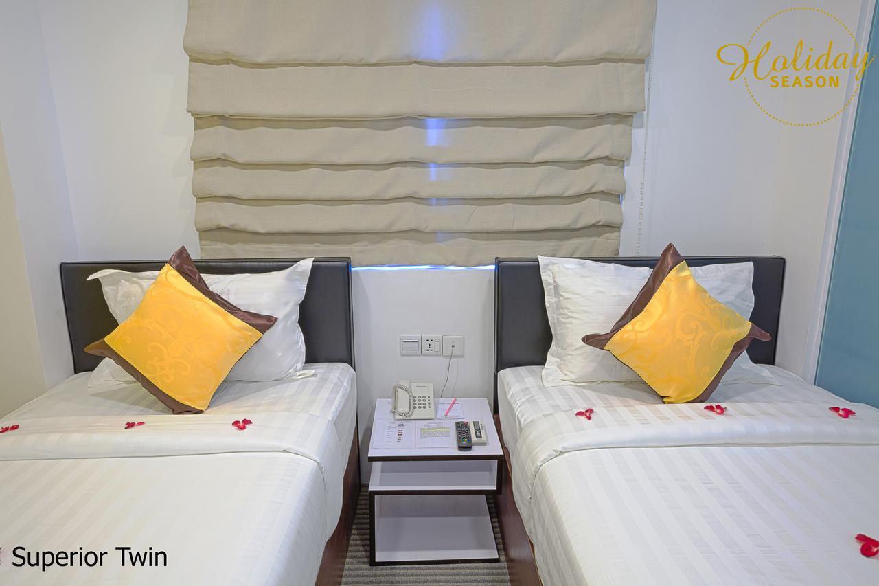 Holiday Season Motel Yangon Bagian luar foto